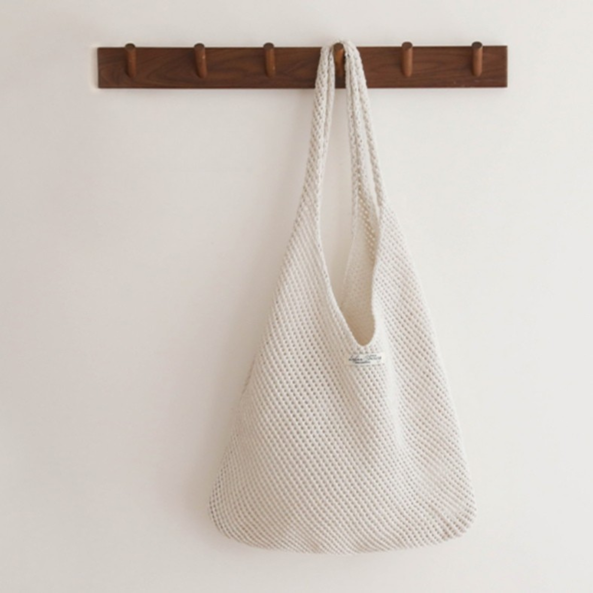 Straw Shoulder Bag
