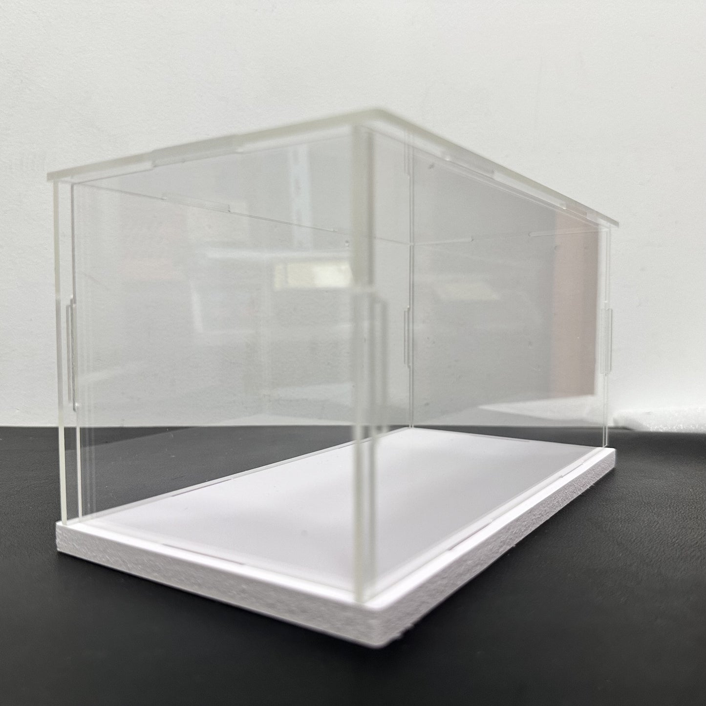 10" Self-Assembled Acrylic Display Box